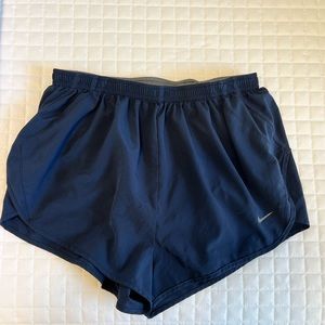 Nike fitdry side split running shorts